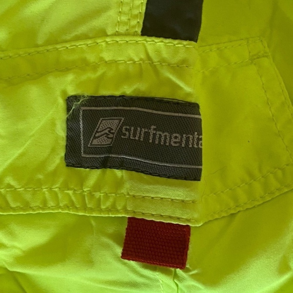 Surfmentality Swim Trunks Mens Small Neon Yellow Cargo Board NWT - Picture 5 of 5